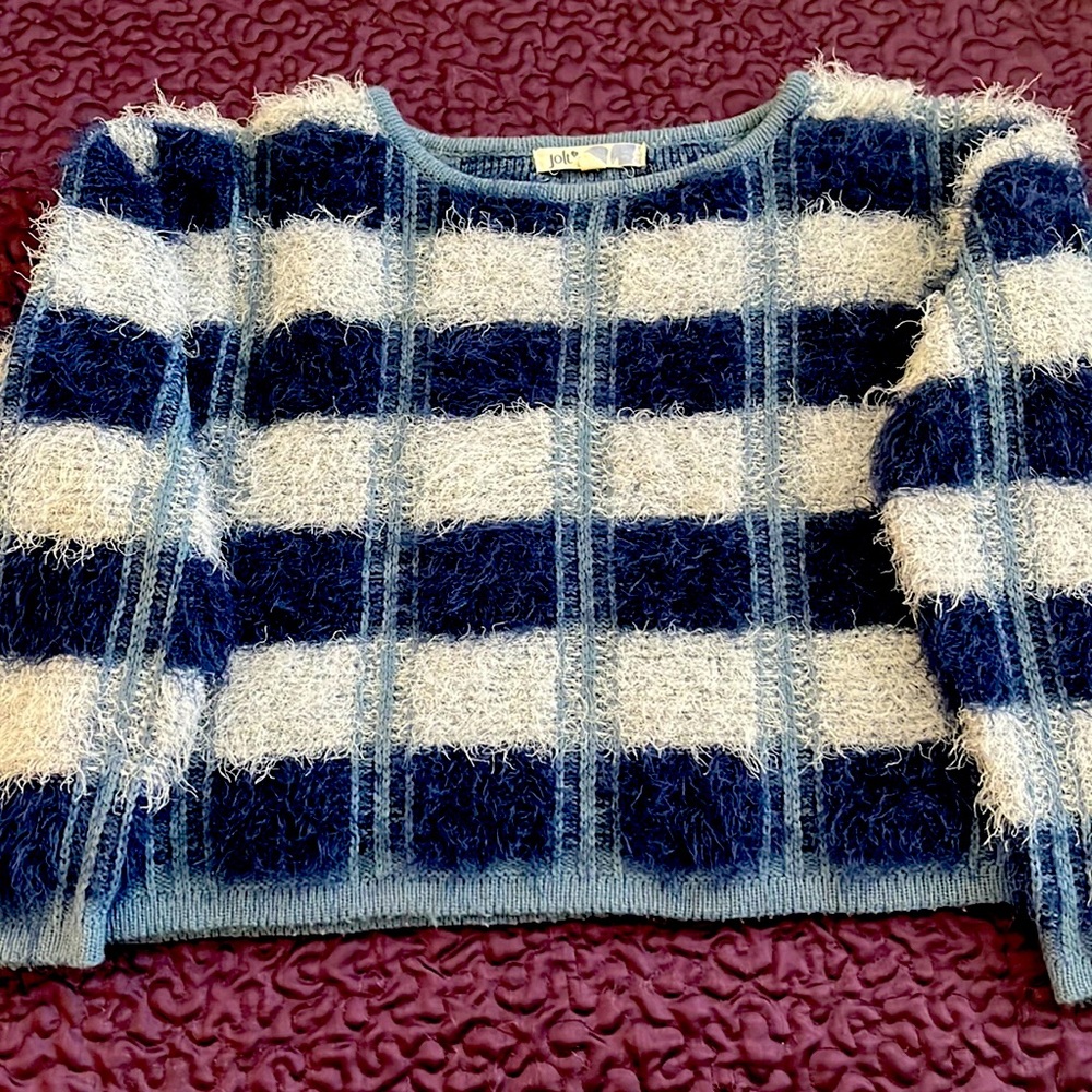 Blue fuzzy crop sweater